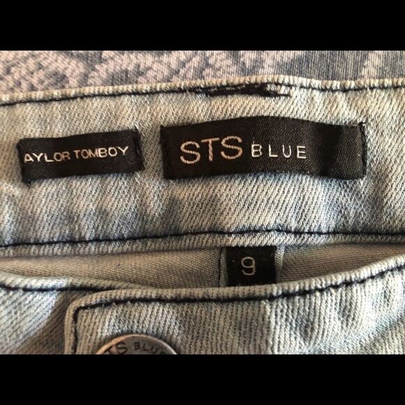 Taylor Tomboy STS Blue Distressed Size 9 Jeans! - Picture 5 of 13